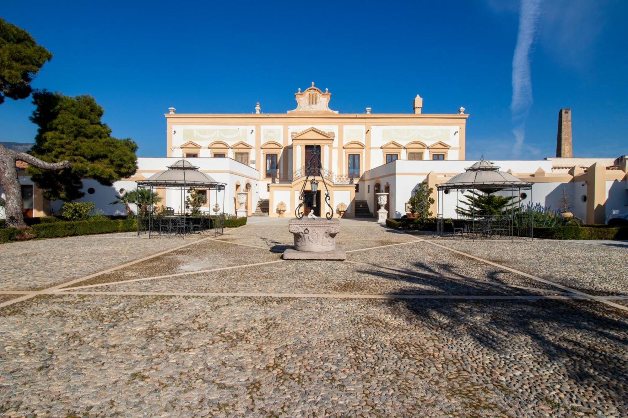 Principe Lampedusa Boutique Hotel 4*